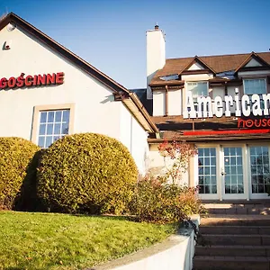 American House Puławska Warszawa